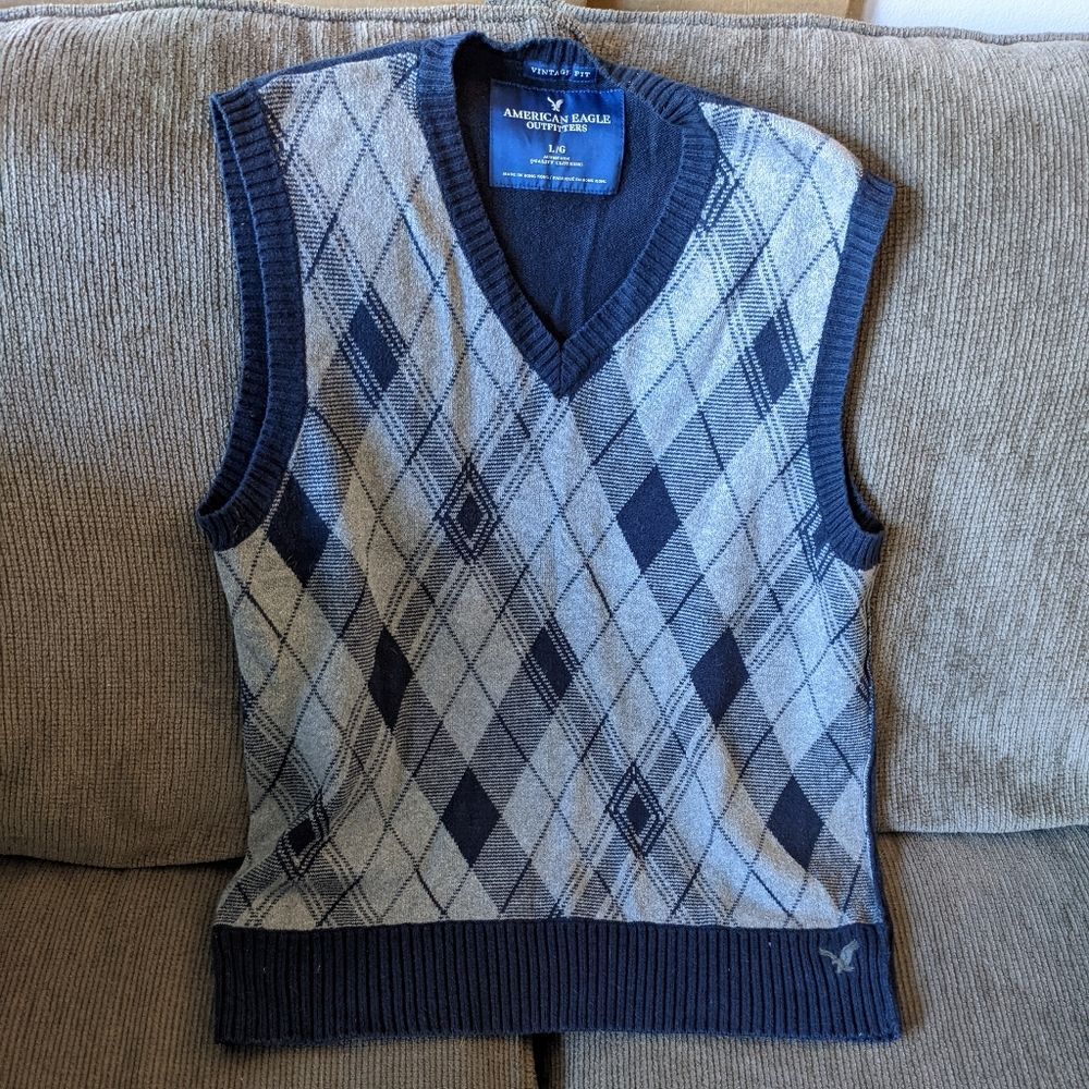 American Eagle sweater vest
